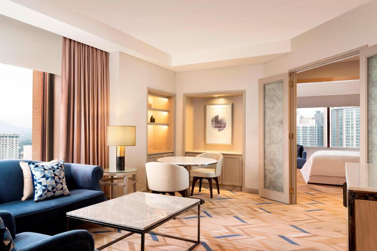 Sheraton Imperial Kuala Lumpur Hotel Eksteriør bilde A suite at the hotel