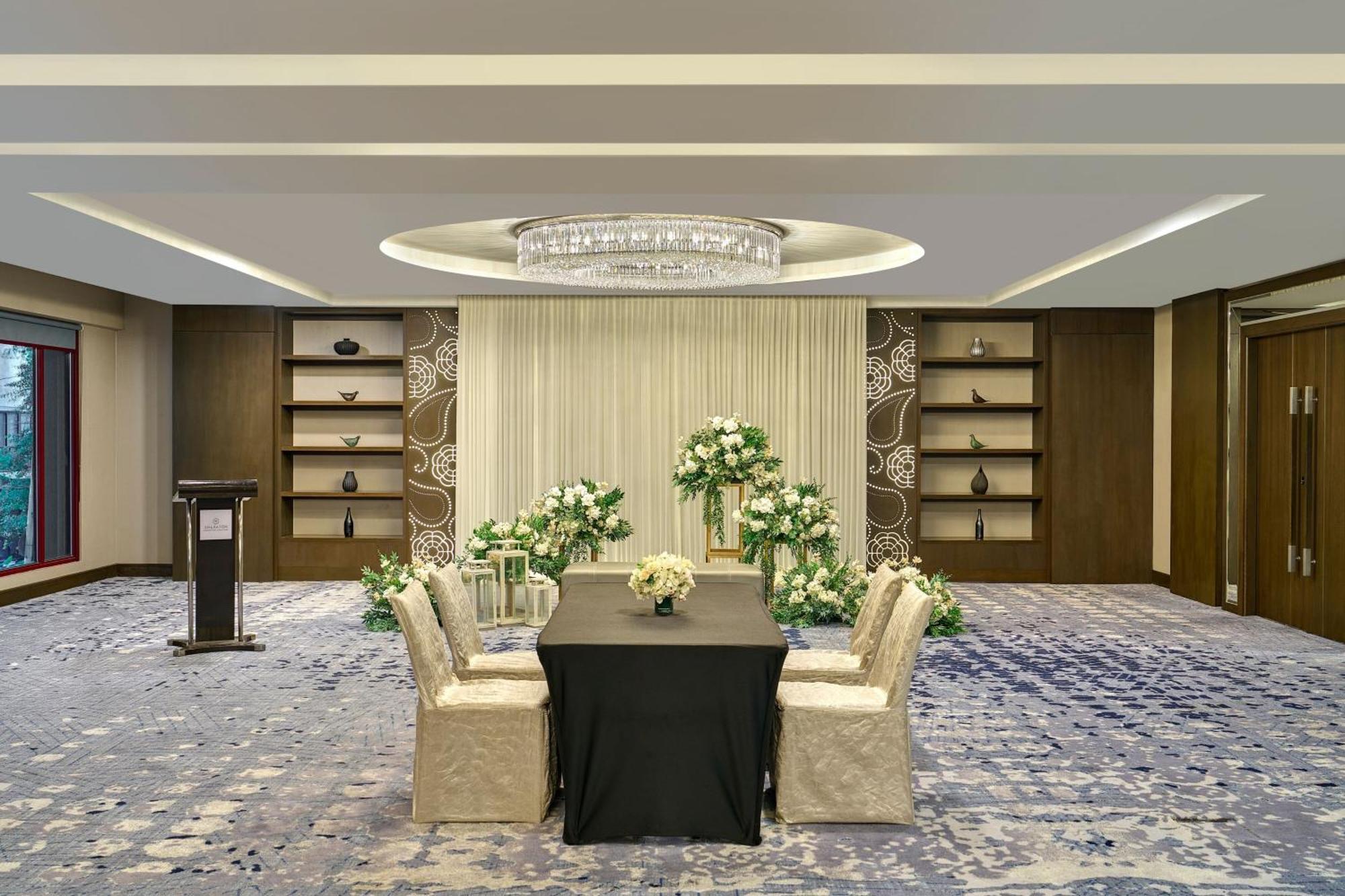 Sheraton Imperial Kuala Lumpur Hotel Eksteriør bilde The Grand Ballroom