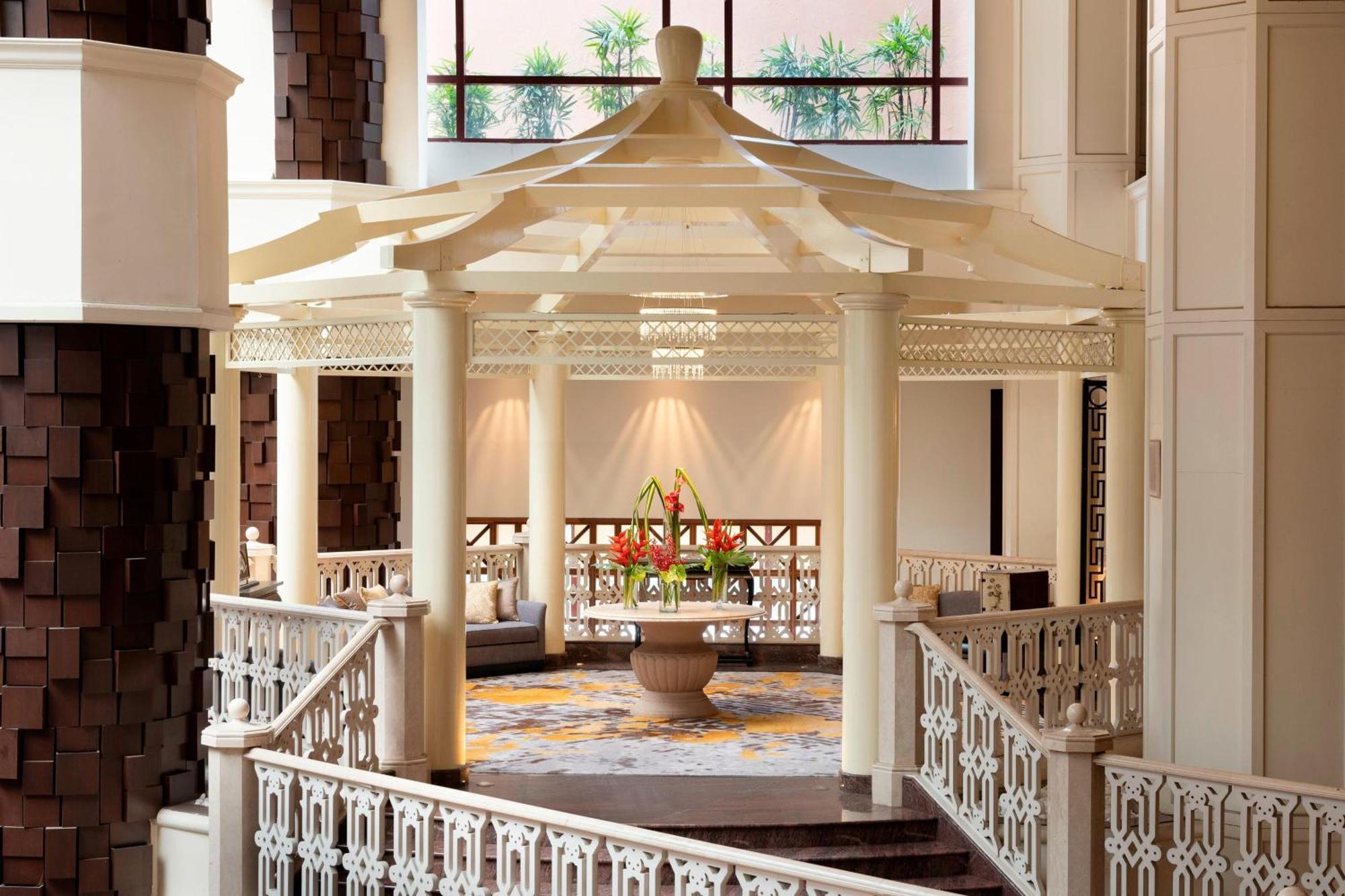 Sheraton Imperial Kuala Lumpur Hotel Eksteriør bilde The interior of the hotel